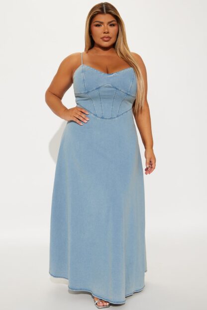Vestido Denim Maxi Línea A con Escote Corazón y Tirantes Ajustables - Image 4