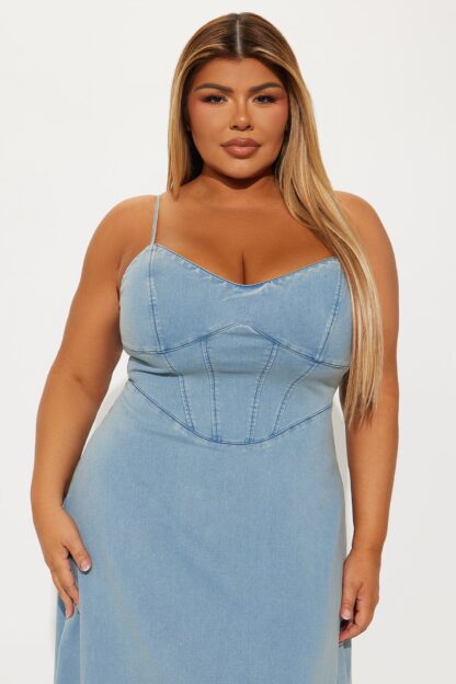 Vestido Denim Maxi Línea A con Escote Corazón y Tirantes Ajustables - Image 5