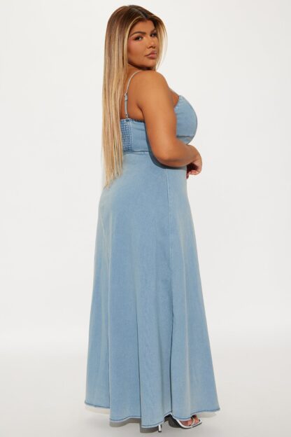 Vestido Denim Maxi Línea A con Escote Corazón y Tirantes Ajustables - Image 6