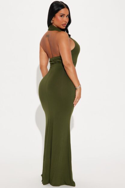 Vestido Largo Monocromático con Cuello Halter y Espalda Descubierta - Image 29