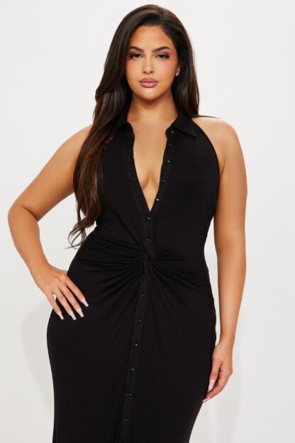 Vestido Largo Monocromático con Cuello Halter y Espalda Descubierta - Image 19