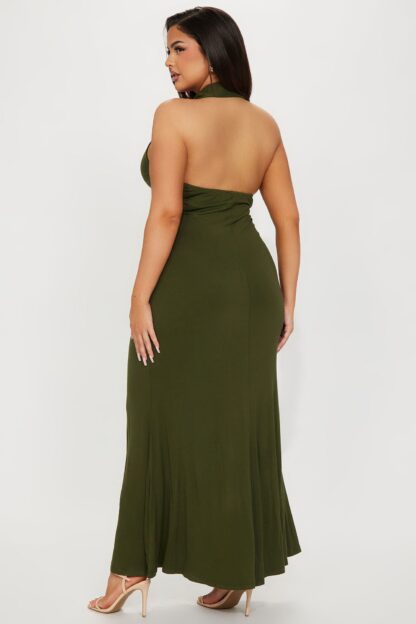 Vestido Largo Monocromático con Cuello Halter y Espalda Descubierta - Image 32